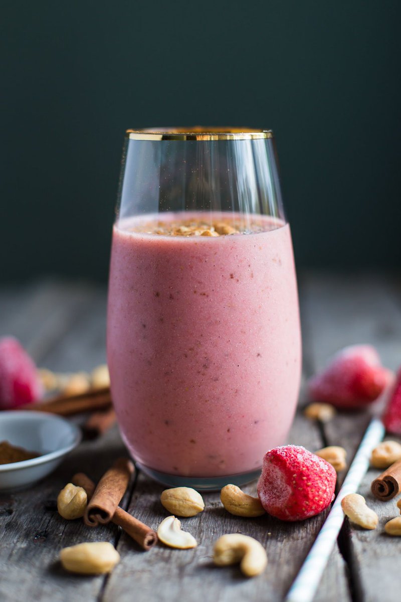 BarbaricIvana's tweet photo. #Strawberry #Cinnamon #Smoothie  https://t.co/1KJu1NCkfd https://t.co/REL5sB3q6e