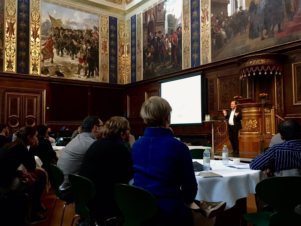 SynapseManagers's tweet photo. #ECTB2016 Søren Brunak (@uni_copenhagen) closes: patient data can potentially correlate disease, drug &amp; genetic info https://t.co/GY3UUM7bPx