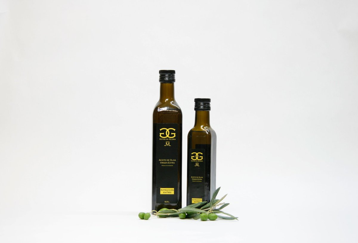 GotasGloria's tweet photo. Botellas cristal de 250ml y 500ml."Gotas de Gloria" aceite de oliva virgen extra. ¡Pon salud en tu mesa! https://t.co/7gK5Ly5CDp