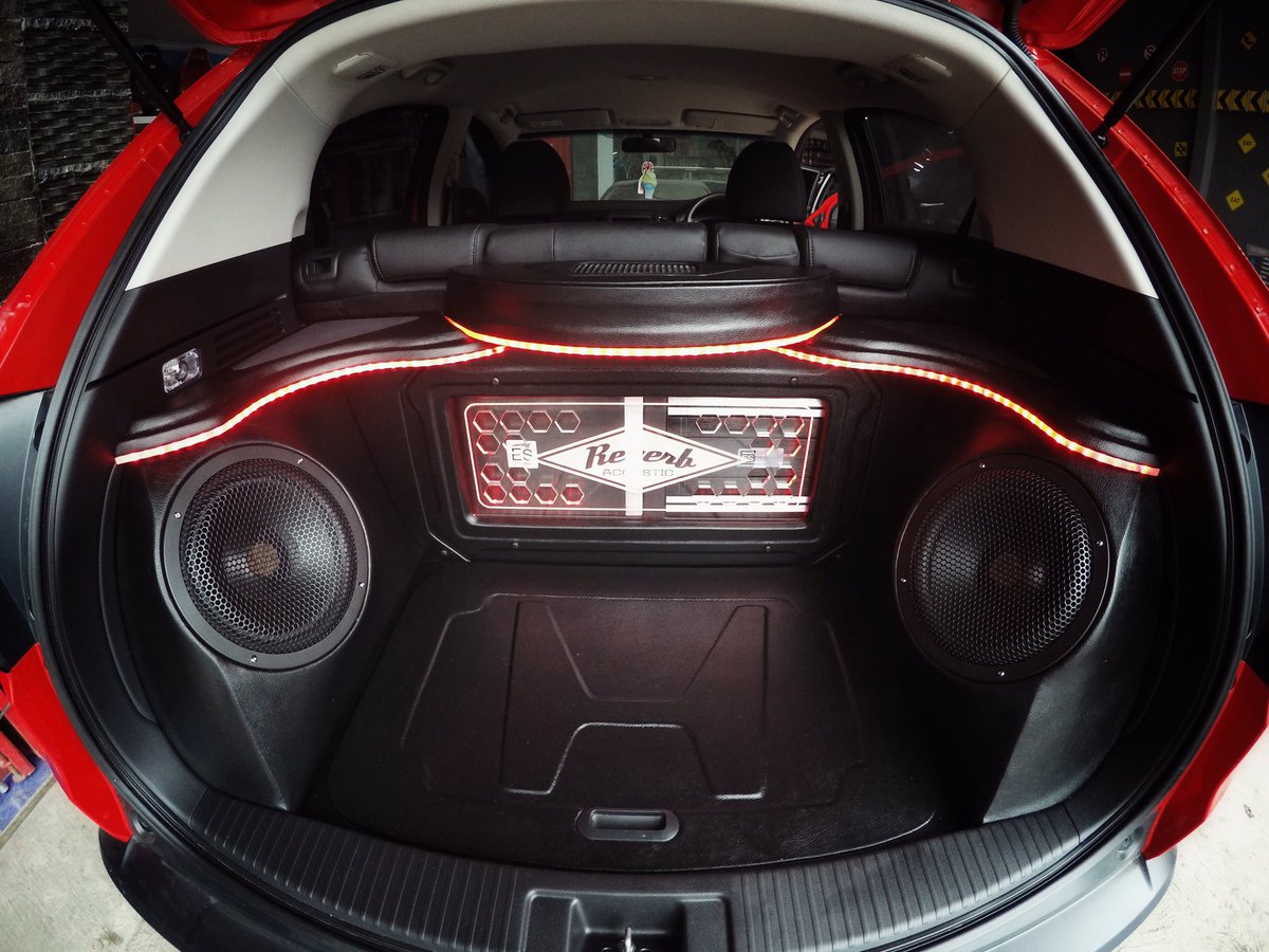 Modifikasi Audio Mobil Hrv  Duniaotto
