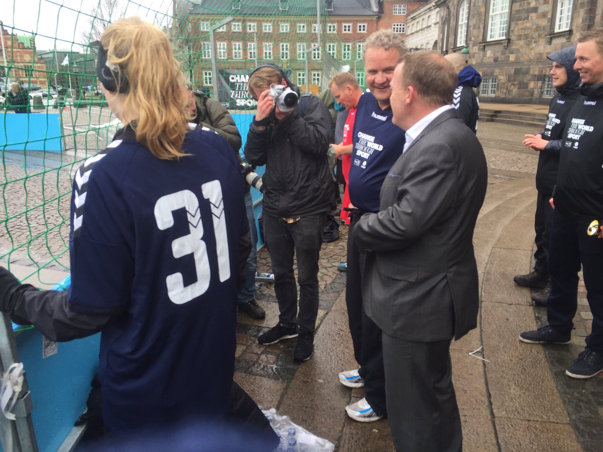 mathias_ramberg's tweet photo. Det var fedt at være med til #play31 #chrborgcup igår. Fodbold midt i Kbh med ft-pol og Løkke som tilskuer #dkpol https://t.co/MIAIsZmlVa