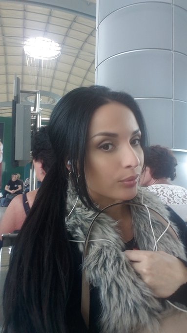 Flying to London for @kaizenxxx ✈✈ https://t.co/jORIJvPfEP