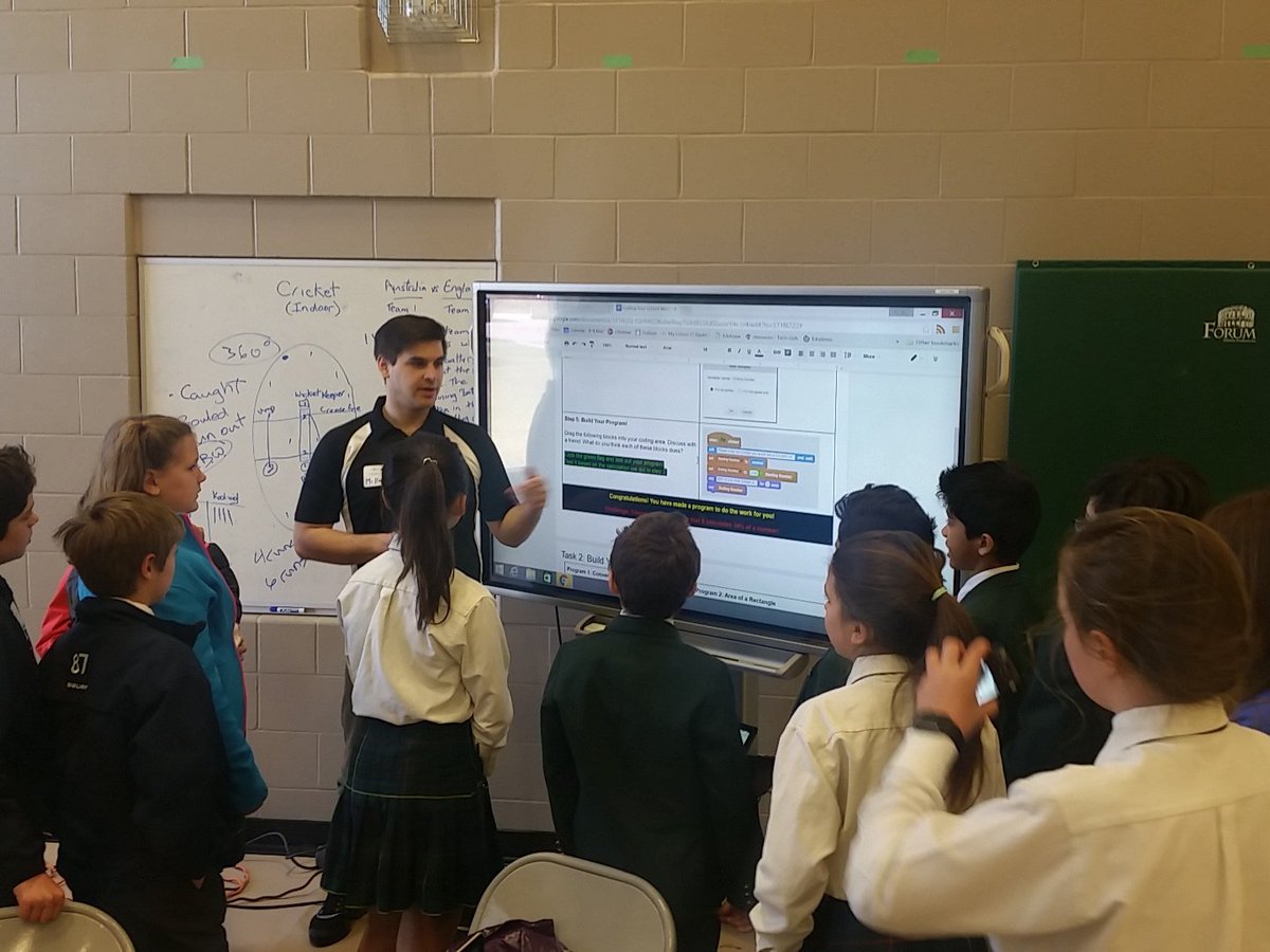 giampuzz's tweet image. Branksome Hall learns to code their homework @branksomehall @logicsacademy @cisontario #CISOntarioCodes #ciscoding