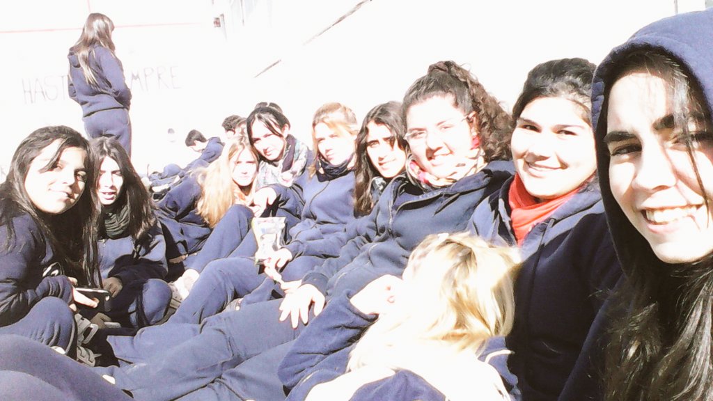 Viganegov's tweet photo. #Solcitoo🌄☀ https://t.co/1ti0KzxCgW