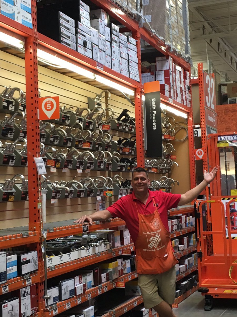 HauckJenny's tweet photo. Dave very proudly showing off his #PerfectOverheads!! https://t.co/jwdTawfI8I