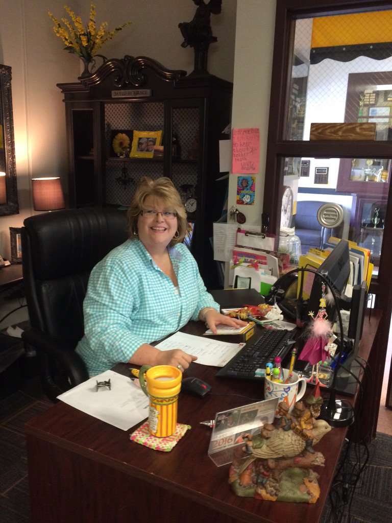 Yvonne Bostian tweet media