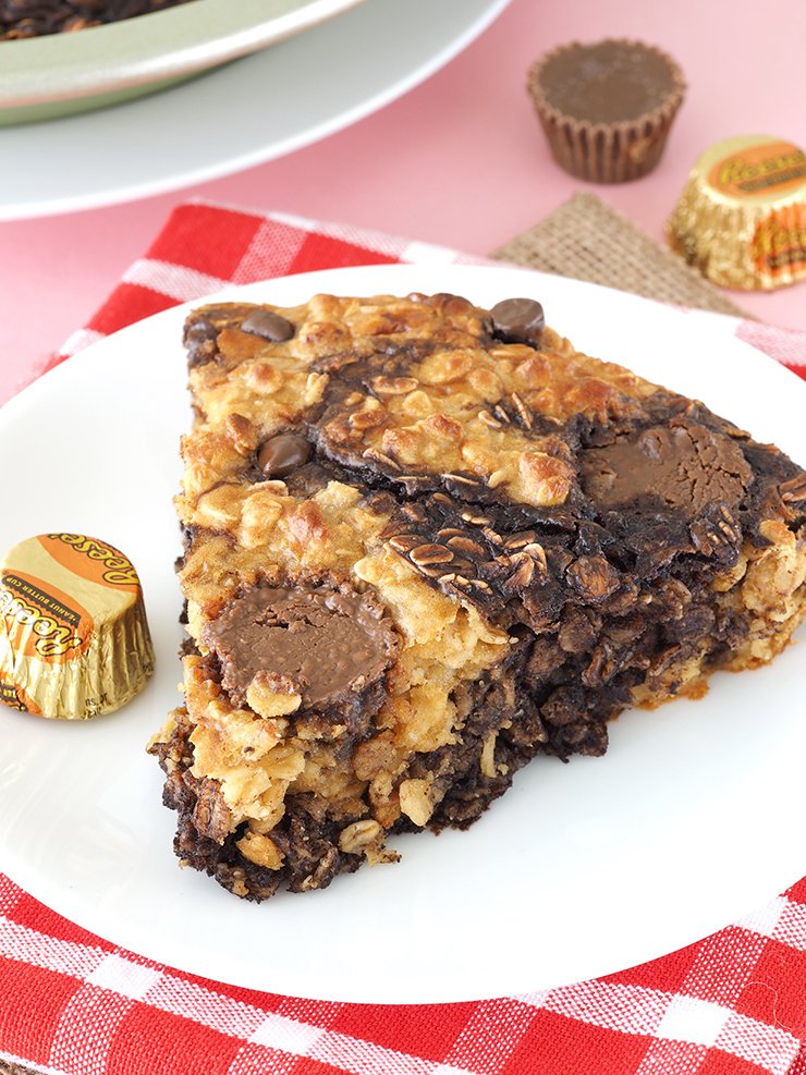 BarbaricIvana's tweet photo. #PeanutButterCup Swirl #BakedOatmeal https://t.co/vyJyhgm2rA #recipes #dessert #foodie https://t.co/ZcwVNowTpQ
