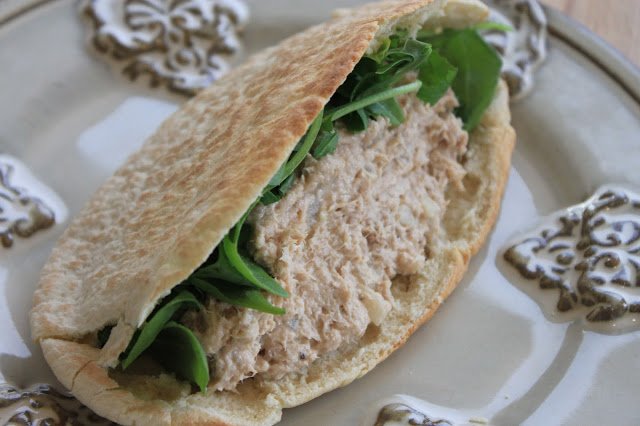 theorangetaste's tweet photo. #Kebab Brot gefüllt mit #Thunfischcreme ! Unbedingt ausprobieren ! ;)
https://t.co/6HRPeV2Tfj https://t.co/nX3EJo3TSp