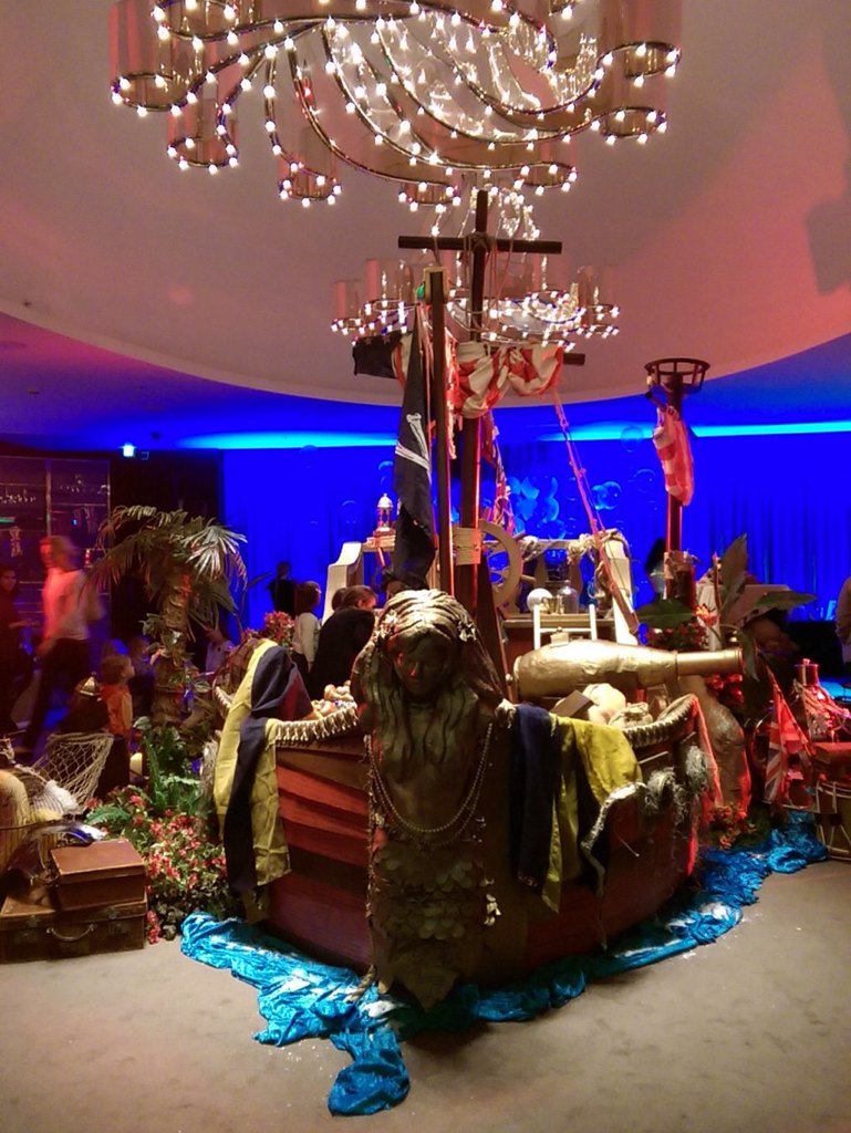 Delion_Events's tweet photo. Neverland at The Bulgari #London yesterday. Magical! #Deloves #luxury #parties #DelionEvents https://t.co/5xylN4yX4j