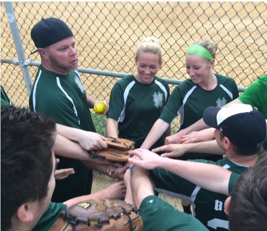 harmelinmedia's tweet photo. Big opening night win in @pacSoftball. Way to start the season off right! #HandsIn https://t.co/mWmUPwkpOa