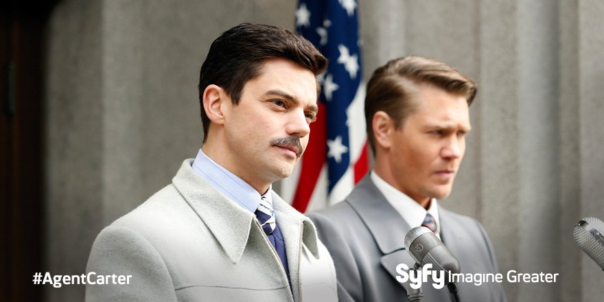 SYFYde's tweet photo. Pünktlich zum #Staffelfinale ist Howard endlich zurück!! 😍 Noch eine Folge #AgentCarter! #MarvelDE #Noch1Woche https://t.co/ZC82XGmkck
