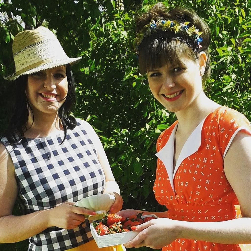 Venku je dnes asi 8 stupňů nad nulou. To nám ale nezabrání ve focení červnového čísla, kte… ift.tt/1rzDoZH