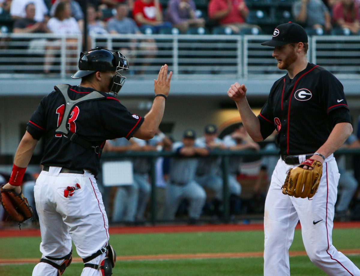 SECNetwork's tweet image. Wreck Tech in their place ✔
Wreck Tech in Athens ✔

The Dawgs are on top! bit.ly/1YTzFQC