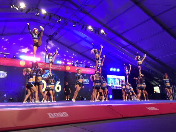 That's a wrap with our 2015-16 OnyxCats! What an amazing weekend for Onyx at Worlds! Coaches are forever proud! 💙