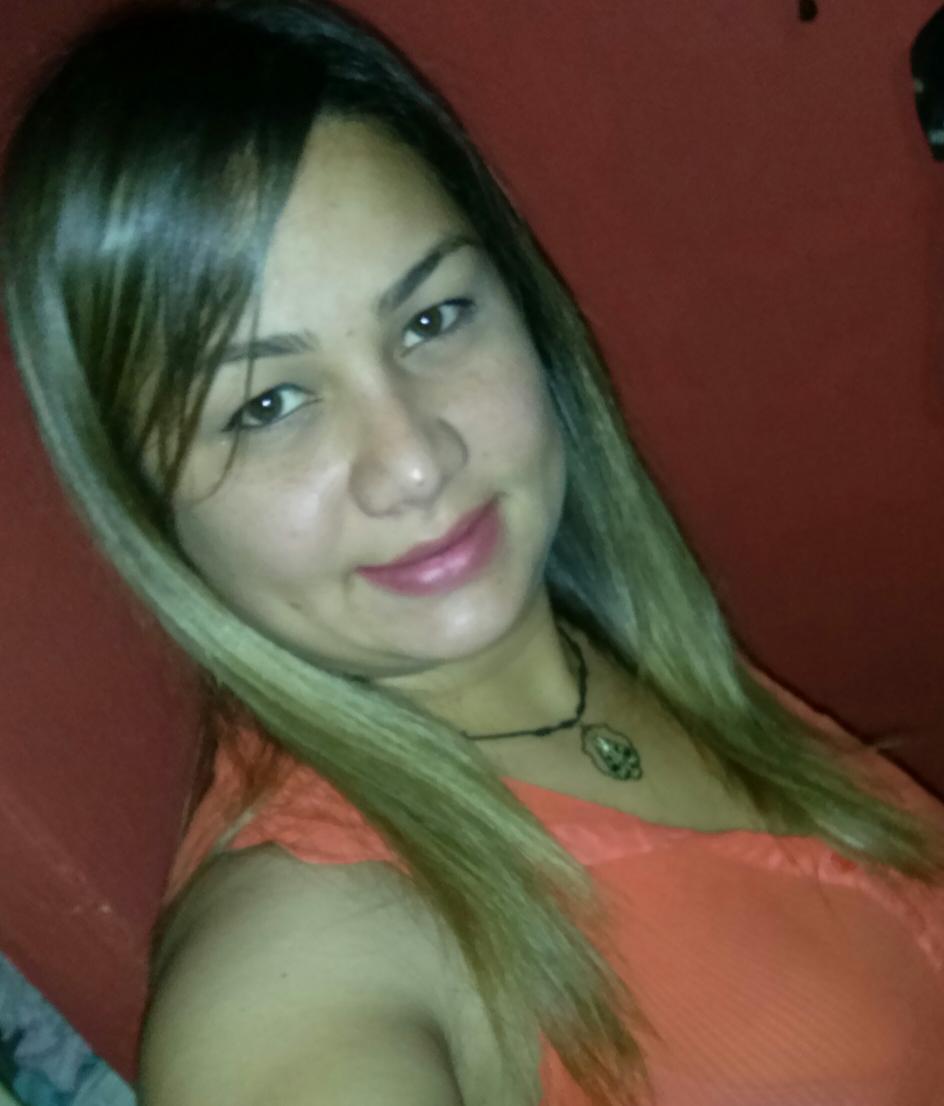 07_DanielaC's tweet photo. @vitrinacelebra_ Hoy dándole gracias a Dios por un día más de vida_ celebrando mi cumpleaños https://t.co/B2U1gKXcvG