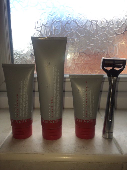 Weekly shave done thanks to @Cornerstone_HQ get ?10 your first order https://t.co/upkYnchIJO https://t