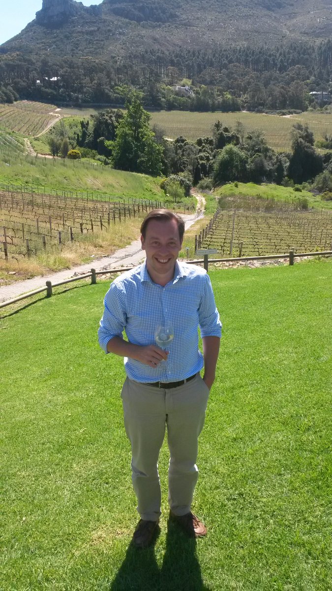 Wijnhuis Vanassche verbetert je wijnkennis tijdens een battle. #programma <a href="/JCI_VC2016/">VC2016 JCI Tielt</a> <a href="/JCIVlaanderen/">JCIVlaanderen</a>