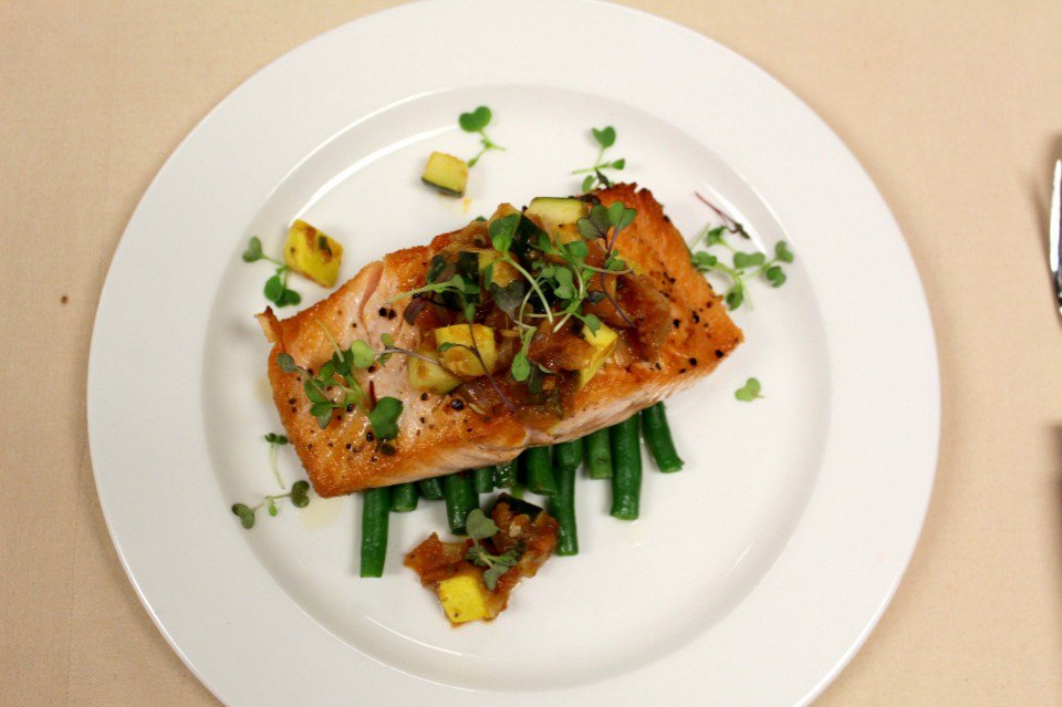 dinespringfield's tweet photo. Visit Picks Restaurant at @SheratonSpngfld to sample classic and modern American cuisine!  #DineSpringfield https://t.co/NgKK5sI8Ok