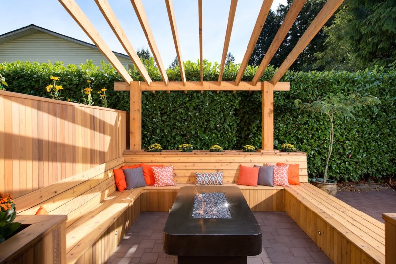 WoodNaturally's tweet image. Beat the heat this summer and enjoy your backyard with these #wood shade structure ideas. bit.ly/1VBa2WW