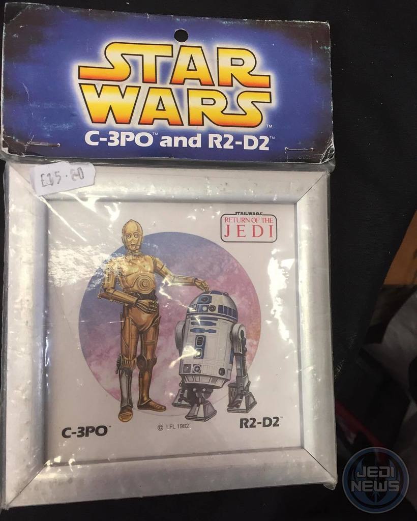 JediNewsNetwork's tweet photo. Vintage #starwars framed pictures on sale at #farthestfrom on the #allthecoolstuff stall #… https://t.co/23Ff7IKYVH https://t.co/CTOR7QF33O