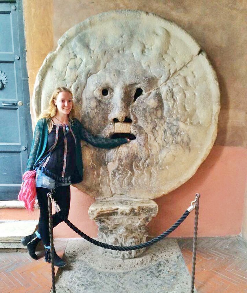Jenny Lachs (@square_hippie) on Twitter photo I've been a huge fan of A Roman Holiday with Audrey Hepburn and Gregory Peck ever since I … ift.tt/1NARL9E I've been a huge fan of A Roman Holiday with Audrey Hepburn and Gregory Peck ever since I … ift.tt/1NARL9E