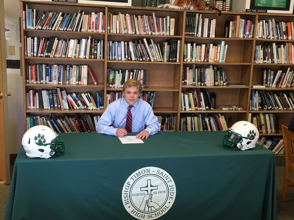 WNYMaritime's tweet photo. Congrats to Cade Kennedy on committing to St Lawrence for football.  @bufnewspreptalk https://t.co/XI7pkWWLsn