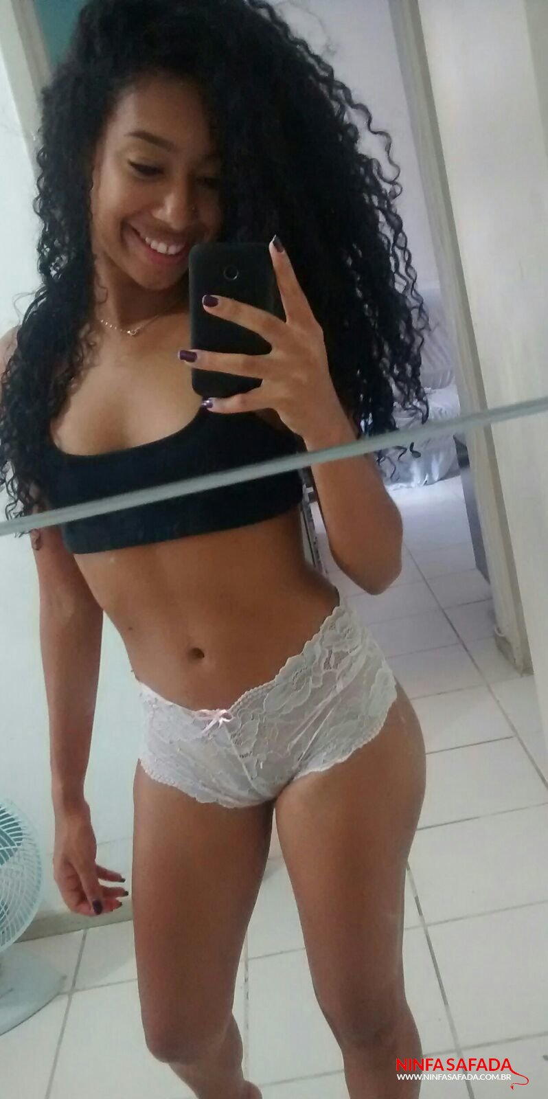 X 上的 DeuZebra：「Moreninha novinha teve suas Fotos vazadas no Whatsapp  t.coqikJwkLqfd t.coUqaDlod17W」  X