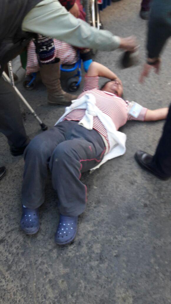 AndrsGomezV's tweet photo. Gobierno de Evo ordenó reprimir protesta de personas con discapacidad (Fotos: Rodrigo Fernández) https://t.co/80tqvtvYCD
