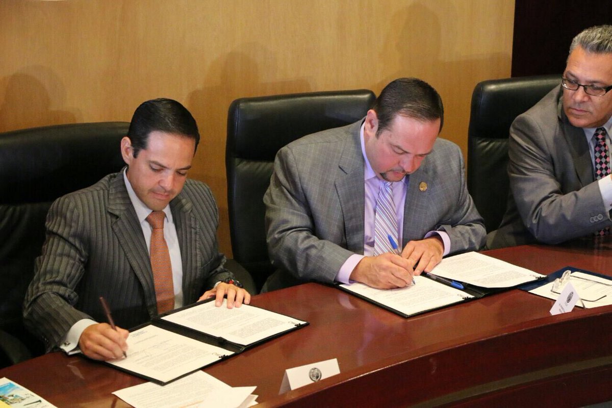 MaloroAcosta's tweet photo. Trabajáremos con @SoyUnison para desarrollar programas conjuntos en beneficio de los hermosillenses. https://t.co/TOIly4fZ3q