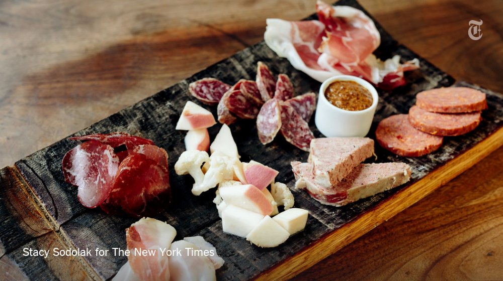 nytimestravel's tweet image. Houston is now one of the greatest eating capitals in the U.S. Here's where to go. nyti.ms/1VSHqZK