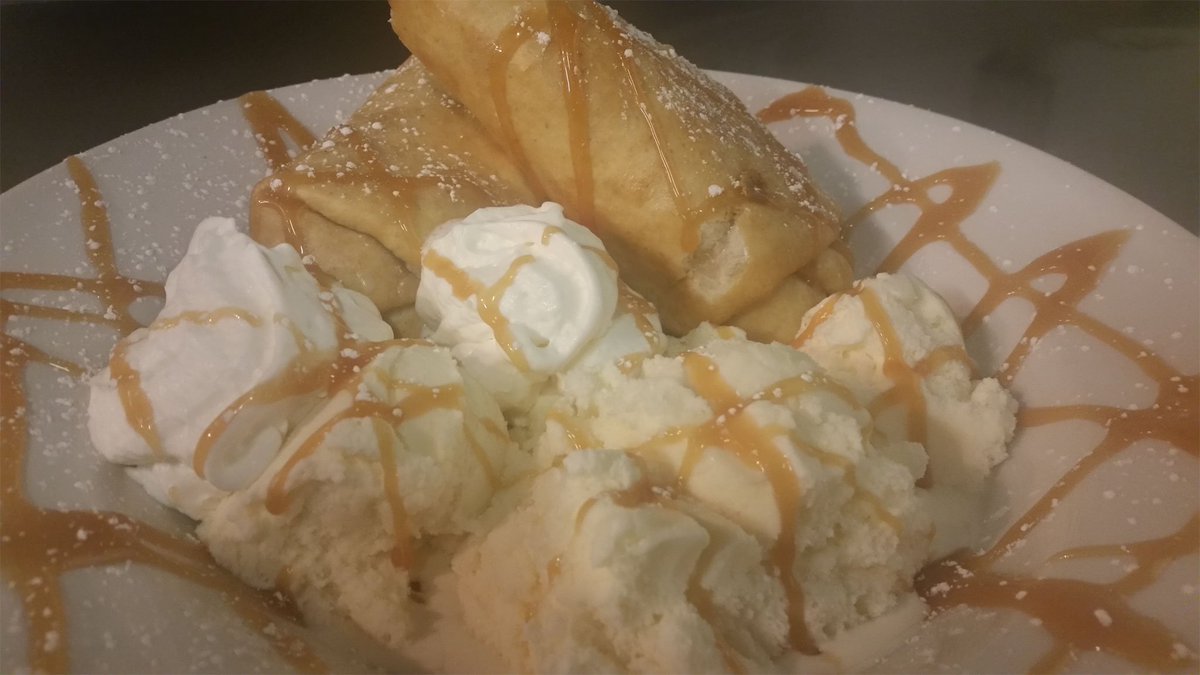 #Dessert #AppleWrap @KATZ is #Delicious! #GreatFood #Sports #EntertainingLiveBands KATZBAR.COM
