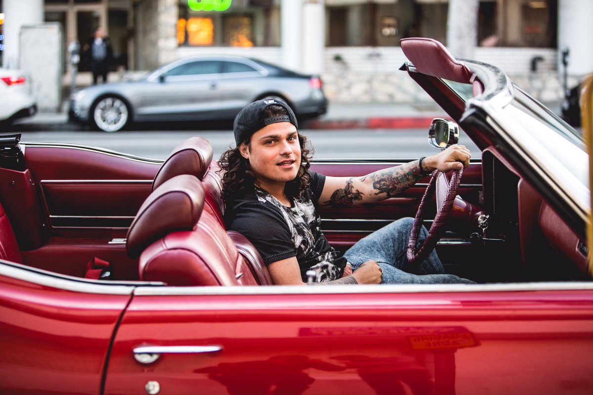 ChrisDVBBS's tweet photo. Driving this bad boy down to Asia 😉 https://t.co/BTDpw0EJhX