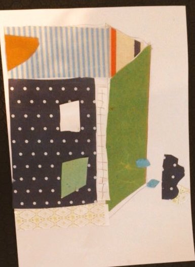 bibliosmataro's tweet photo. Hem vestit amb roba de colors els paisatges de #Mataró amb el conte "Llana a dojo" #antonicomas @iBiblioteques https://t.co/jMFhGvvyZR