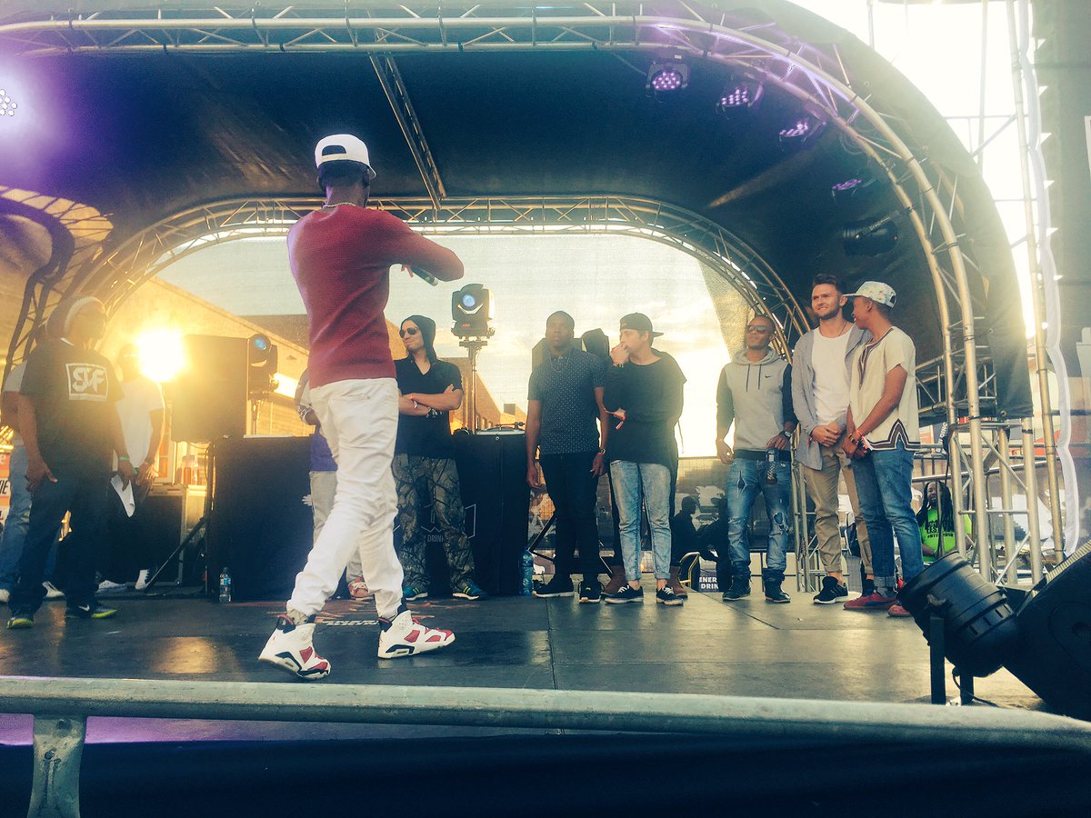 JeanKitenge_'s tweet photo. #PlayStage #Stage2 earlier hosting the battles. #BeatboxSA #BTTCBeatBox #BTTC2016 https://t.co/E2Azsxrses