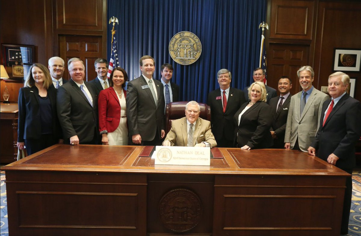 ksuarchitecture's tweet photo. #KSUarch Prof. Kathryn Bedette attends signing ceremony for House Bill 943: https://t.co/wIVCoD8Met @AIAGeorgia https://t.co/o2e6YtKNxC