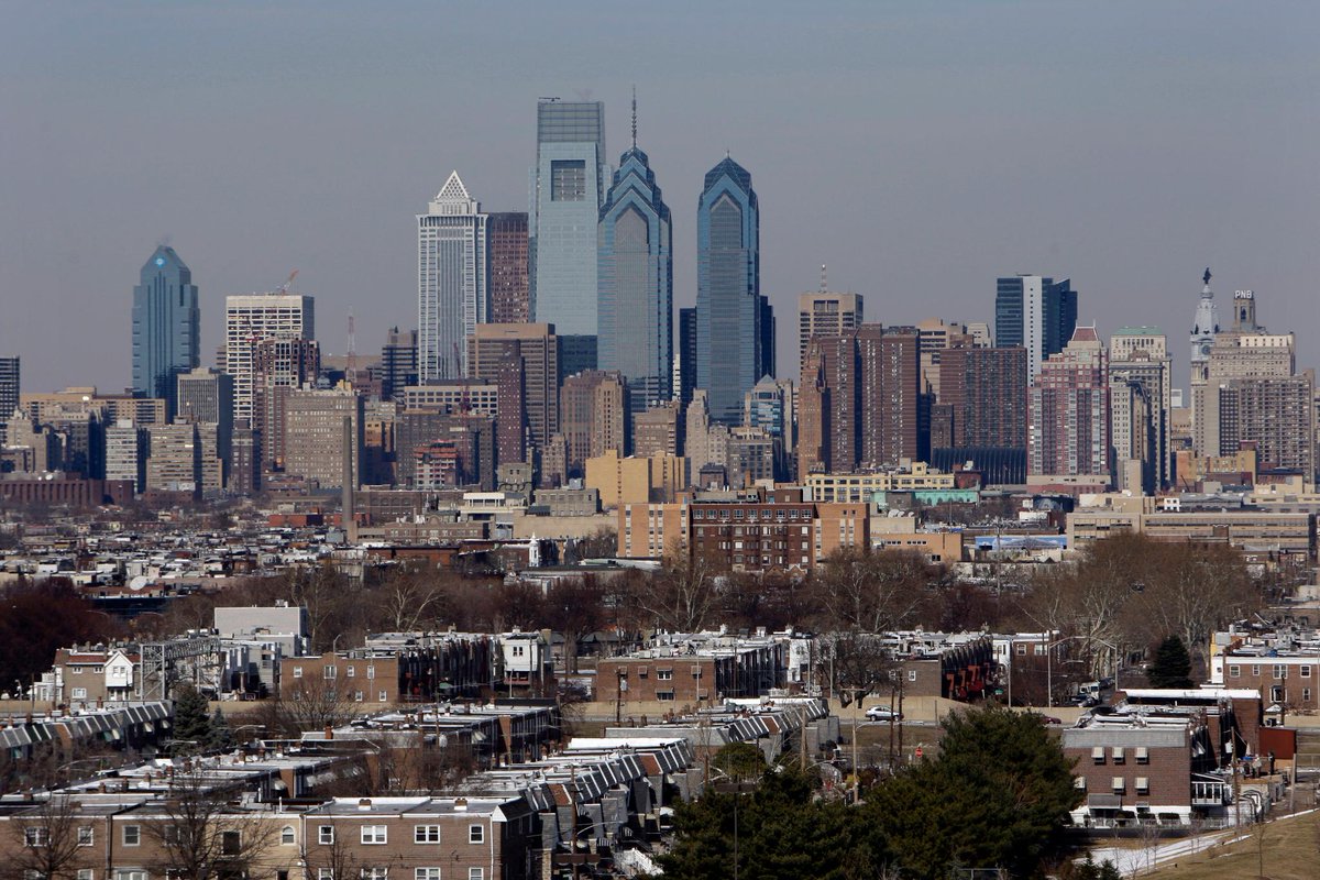 ESPNNFL's tweet photo. Philadelphia emerges as favorite to host 2017 NFL draft. (via @AdamSchefter)  https://t.co/u4HO1ctpLN https://t.co/ScZbUAFvIx