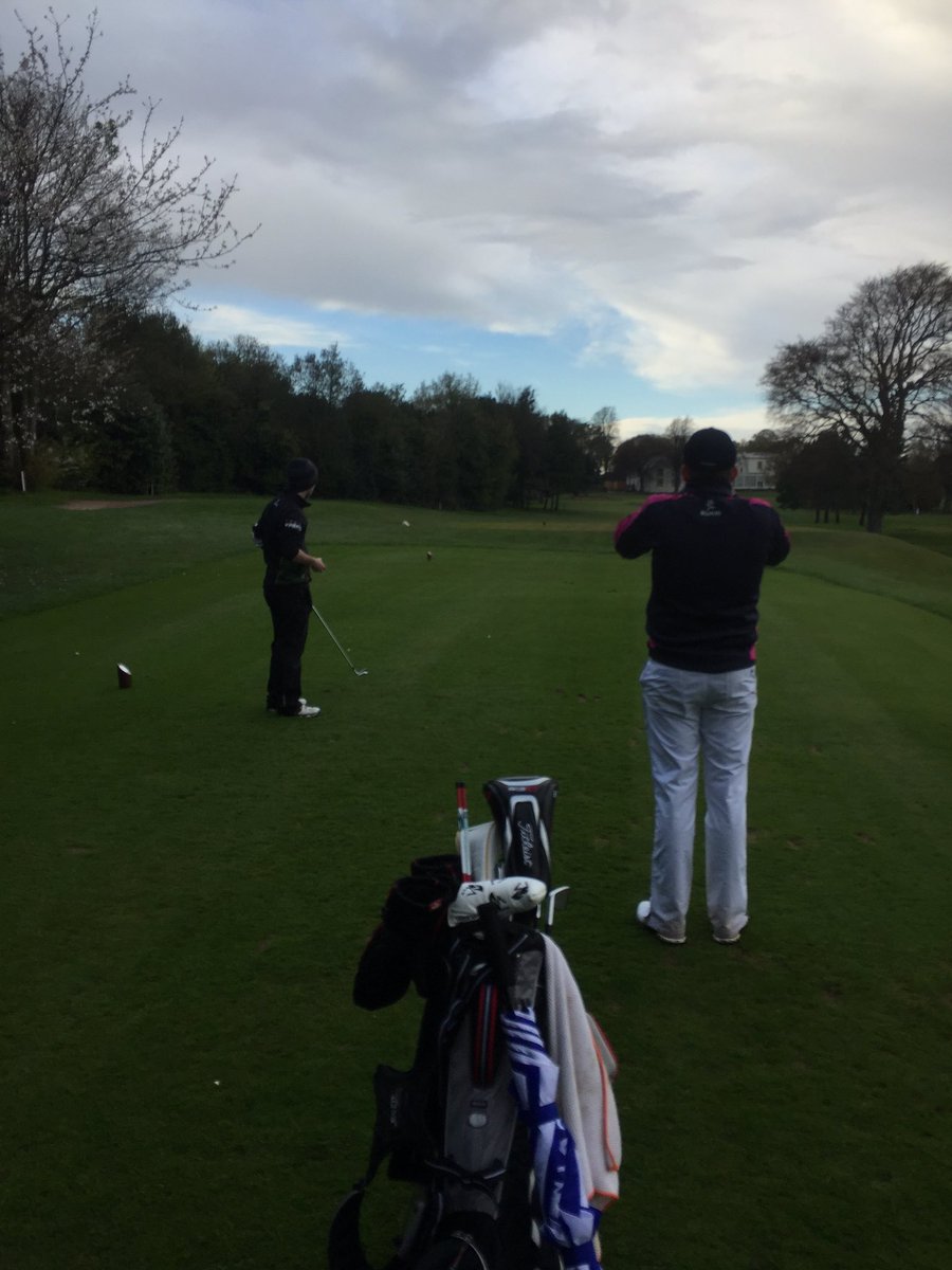 18th. Sudden death play off. Butterworth vs White trousers #NottsVarsity