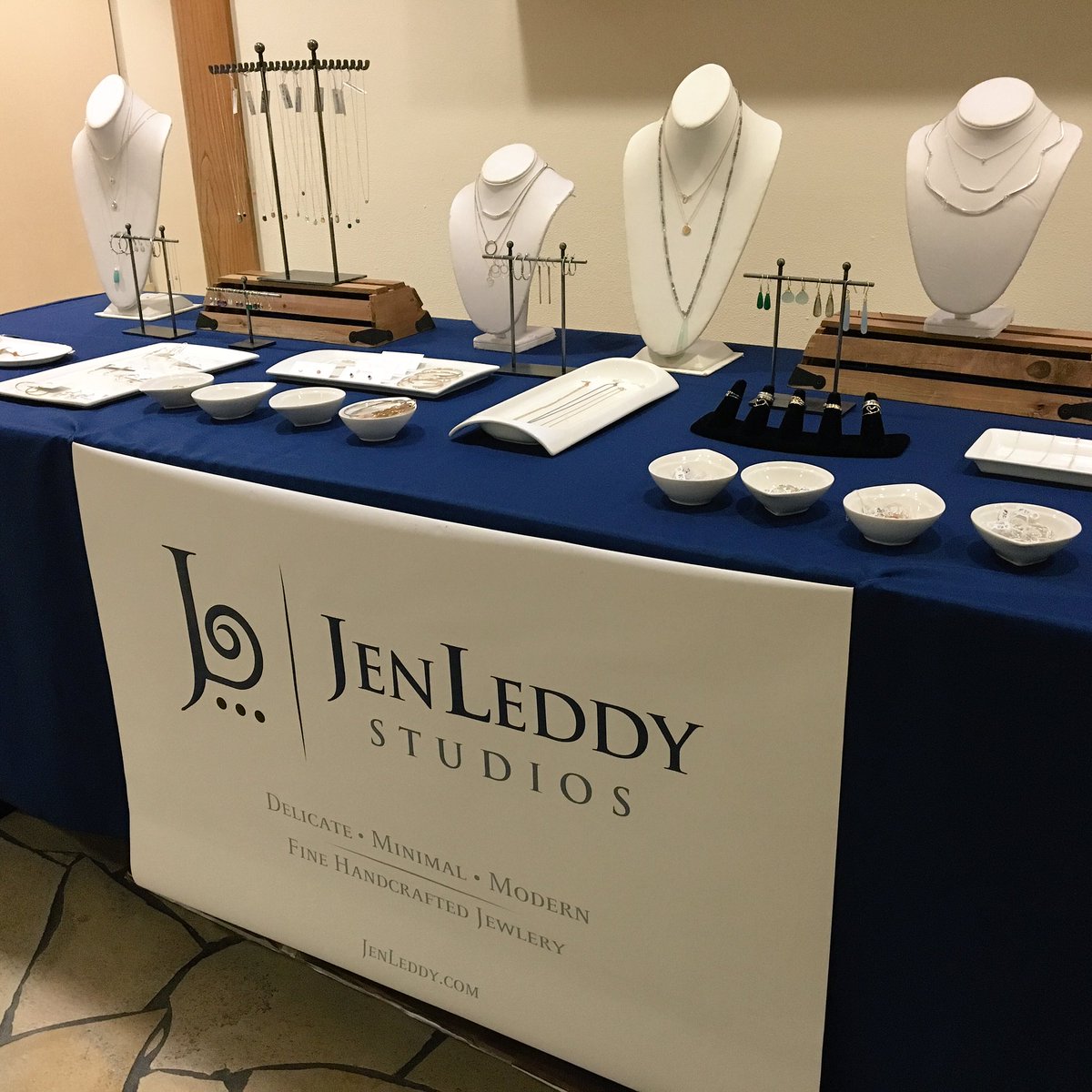 JenLeddyStudios's tweet photo. Trunk show at The Bay Club Redwood Shores today! Here til 1pm, come on by! https://t.co/6vyUY9e4IN