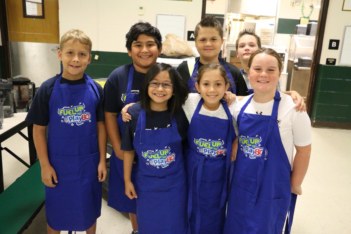 CitFoodServices's tweet photo. Image from today's Blueberry Fest at Lecanto Primary this morning https://t.co/TpG0qmUYTK