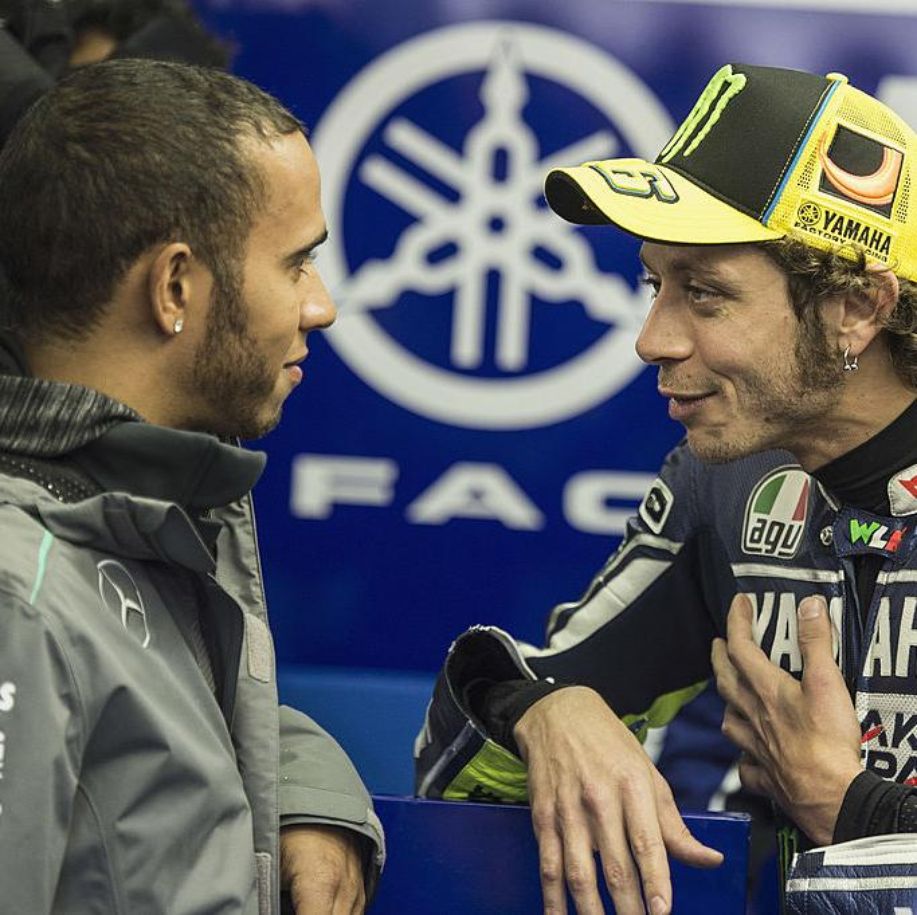Hamilton Ingin Bisa seperti Rossi detik.id/VMR6hk via <a href="/detiksport/">detiksport</a>
