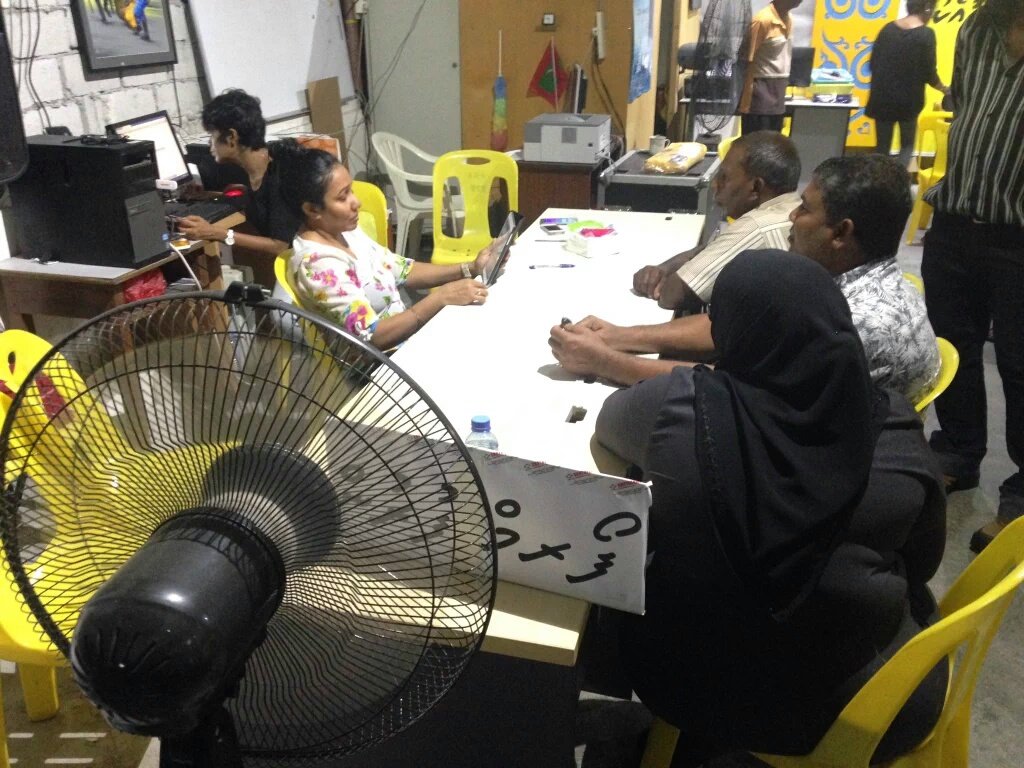 IllathHassan's tweet photo. MDP #Membership_Form ga #Finger_Print Jehumuge Masaikaiy #MaleCity #Mdp_Harugey gai Kuriah dhanee
#MDPaaiEkuKuriah https://t.co/B9F2YY5zqv