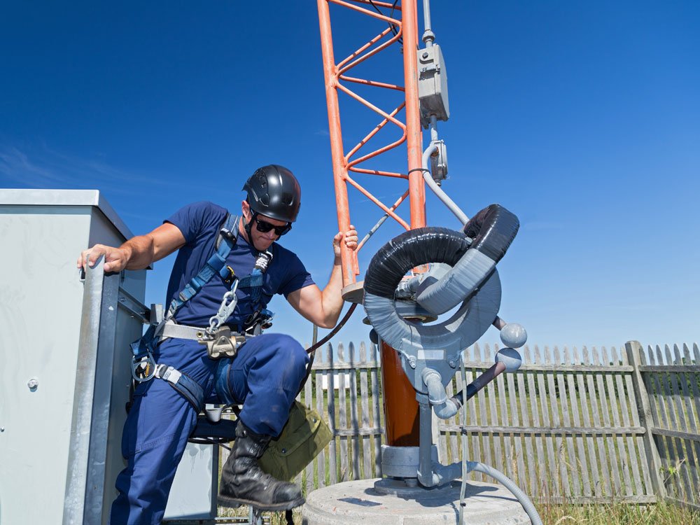 TowerClimberCom's tweet photo. Tower Climbing Safety - https://t.co/EU6V7yl1vu #towerclimberjobs #wirelessjobs https://t.co/G7i65ascYc
