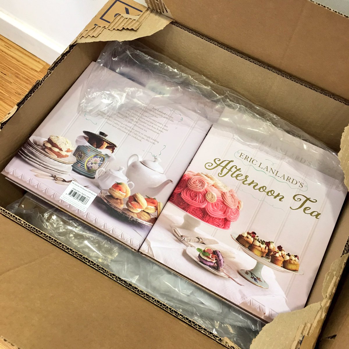 eric_lanlard's tweet photo. First box of books arrived today !!! ... "Eric Lanlard s Afternoon Tea" .. 
Pre order on @amazon 
@Octopus_Books https://t.co/SwCXUC1cgw