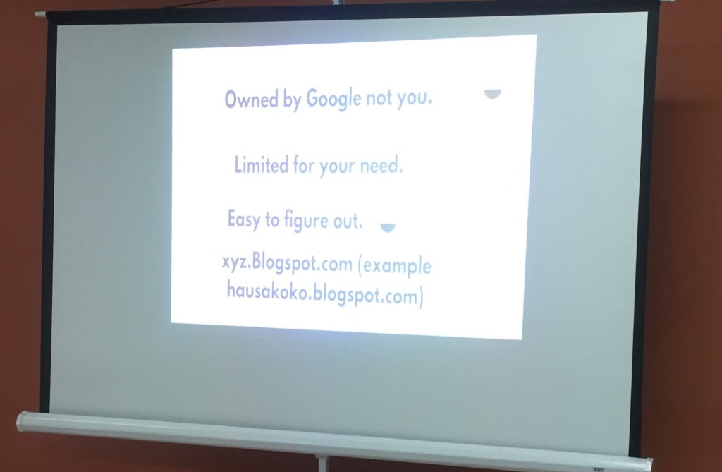 Circumspecte_'s tweet image. #HowToBlogSeries. What kind of aesthetic do you want for your blog?You can practice with several free platforms.