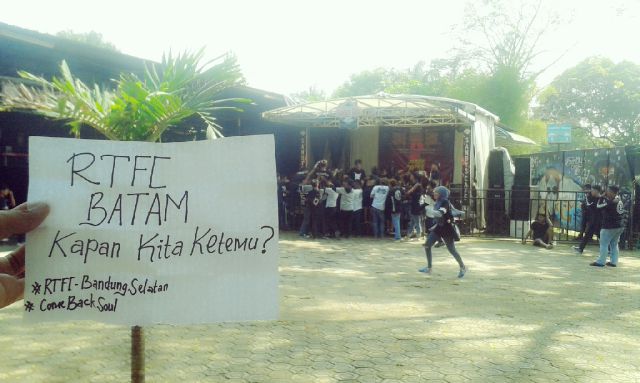 Dapat salam nih dari <a href="/RTFcolonyBANSEL/">RTFC Bandung Selatan</a> ^_^cieeee. Thanks dulurku.