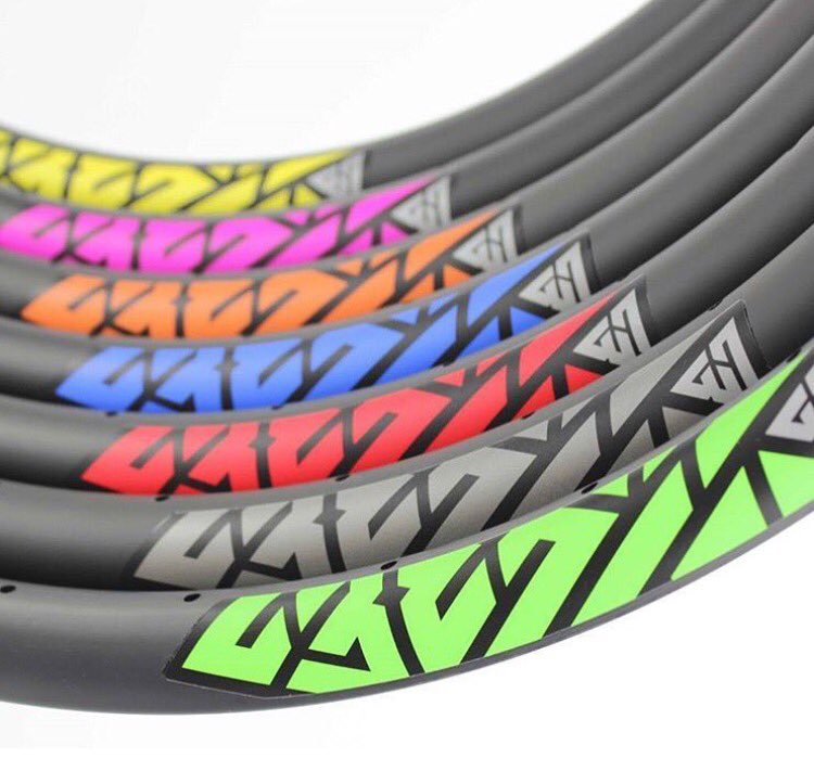 lb_wheels's tweet photo. Carbon wheels for the masses. #lbwheels #lightbicycle #mtb #cycling #bike https://t.co/bHiouGAAaO