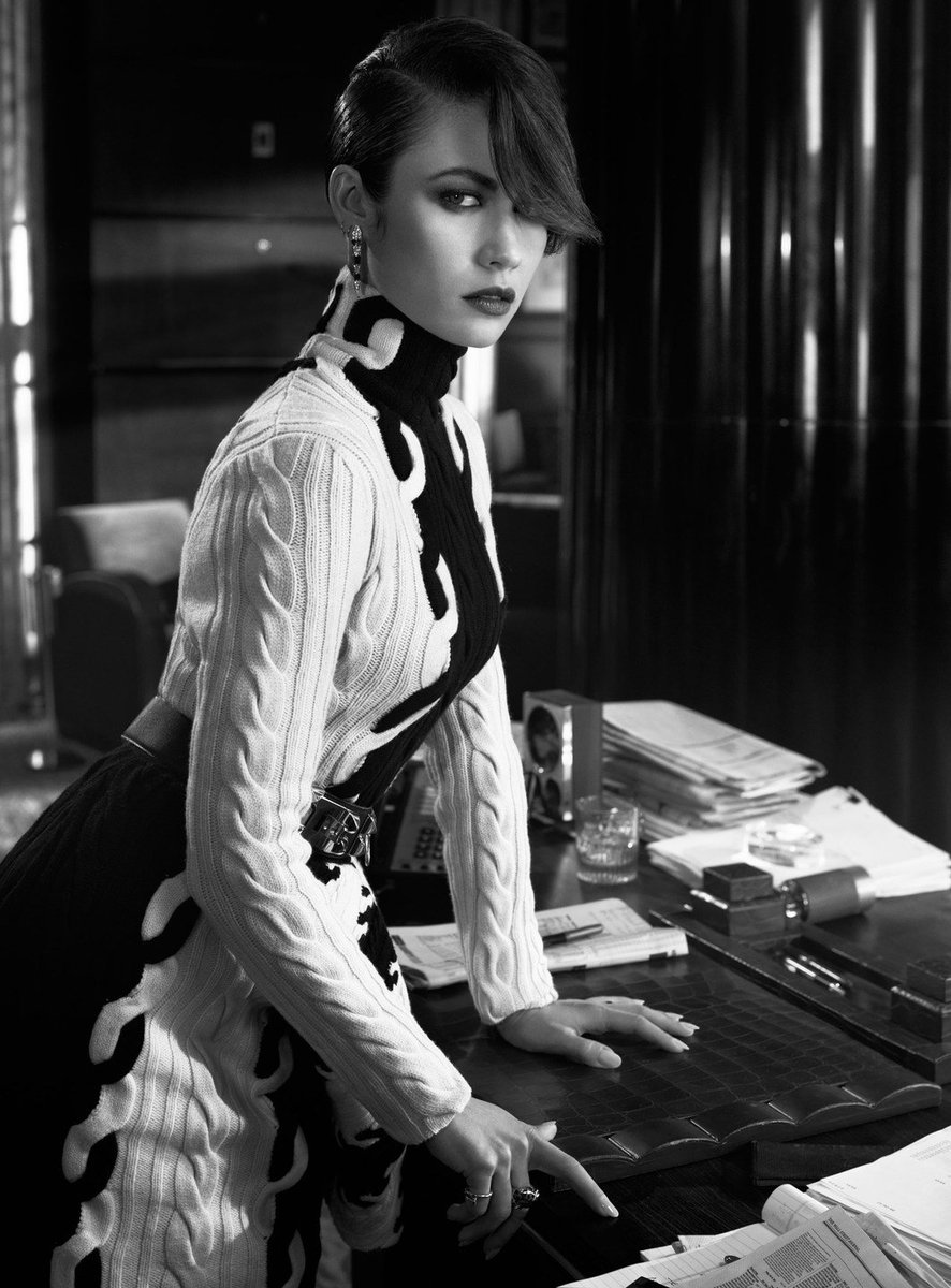 joandarcdoll's tweet photo. Olga Kurylenko photographed by Michelangelo di Battista for VANITY FAIR magazine France edition   2013. https://t.co/sQ98qday6K