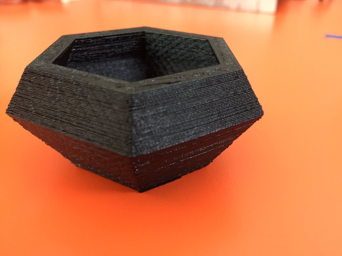 IPERlabOFFICIAL's tweet photo. Vasetto realizzato con la #stampante3D #QUDA #tech #innovazione #startup #work #3Dprinting #technology #crowdfunding https://t.co/leKgjX1jTv