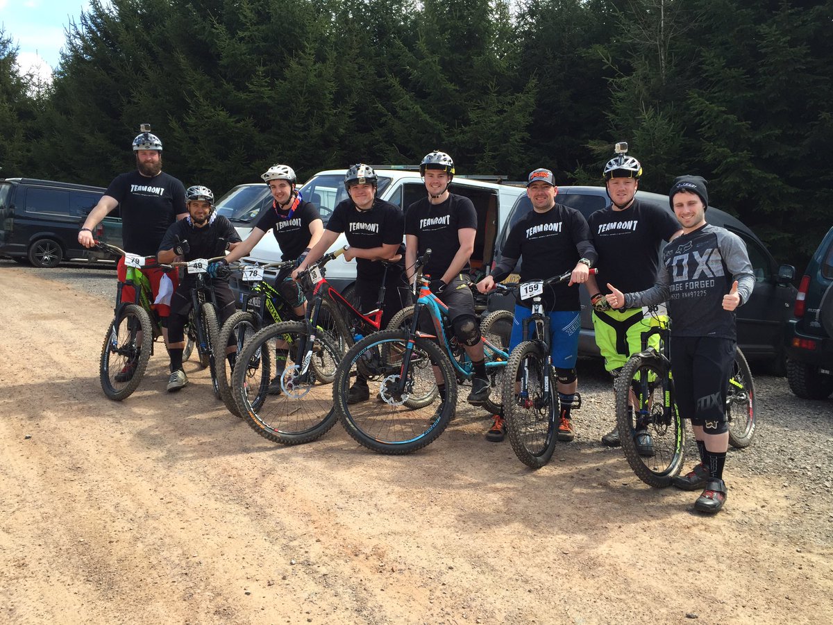Top weekend of skids in the annual FOD beers and curry race! 
<a href="/minienduro/">Mini Enduro™</a> #AthletesEatCurry #TeamBont
