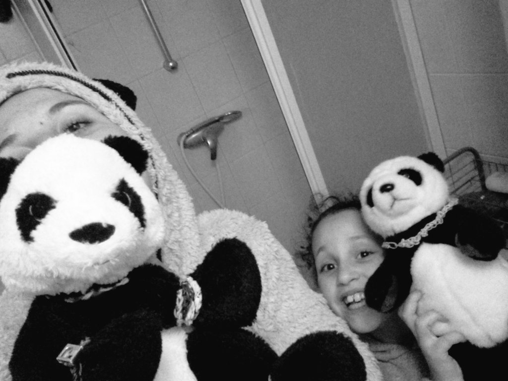 shadowxstyles's tweet photo. We pimped our pandass 😏😍#havingfun #littlesis https://t.co/NtpbXSq5kY